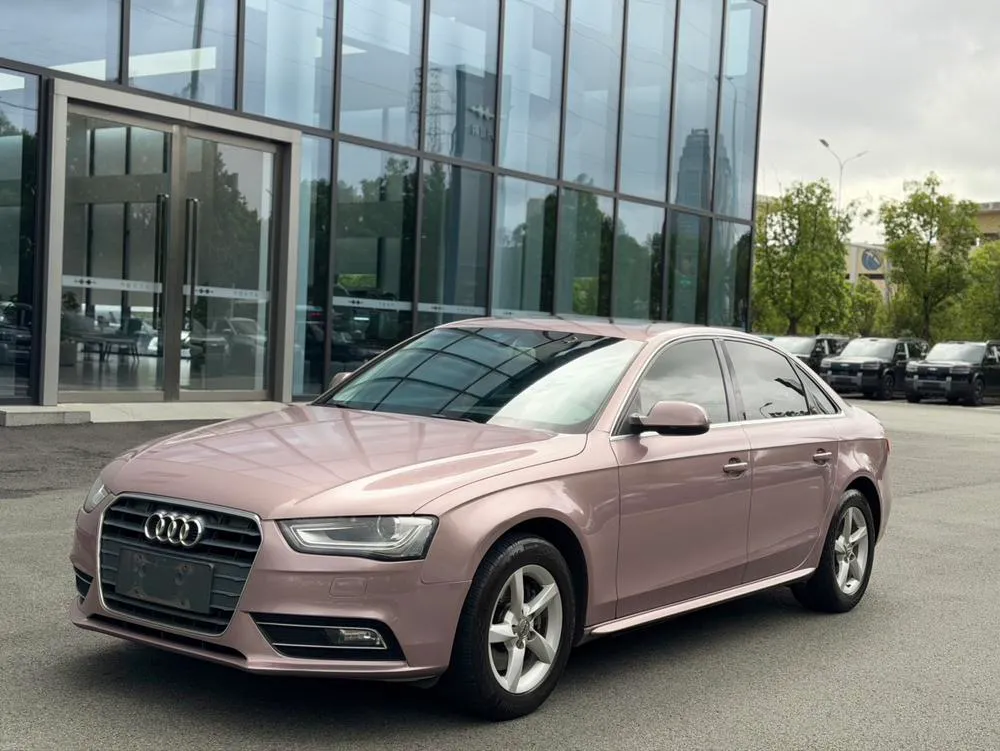 Audi A4L, 2013