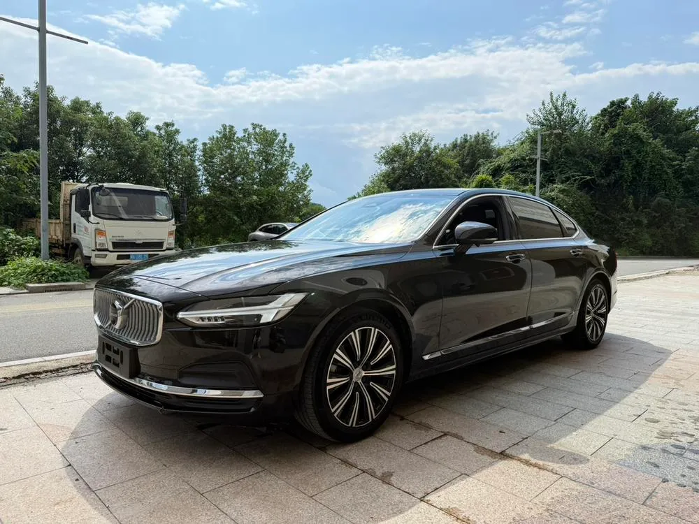 Volvo S90, 2022