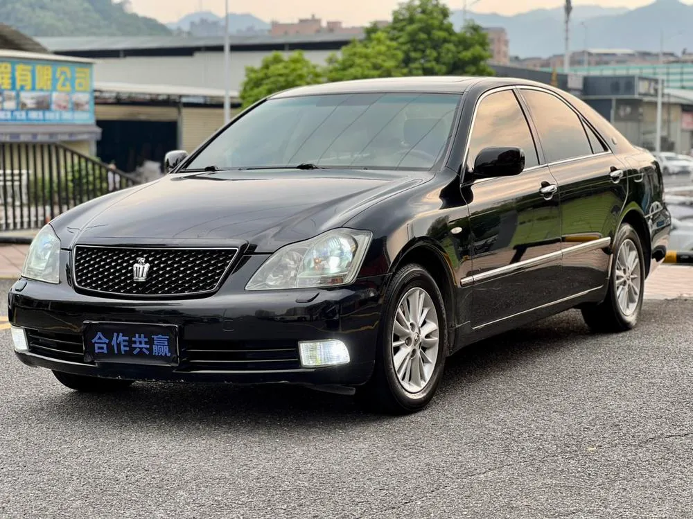 Toyota Crown, 2007