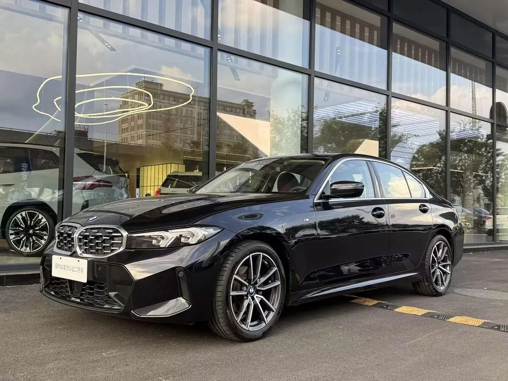 BMW 3-Series, 2025