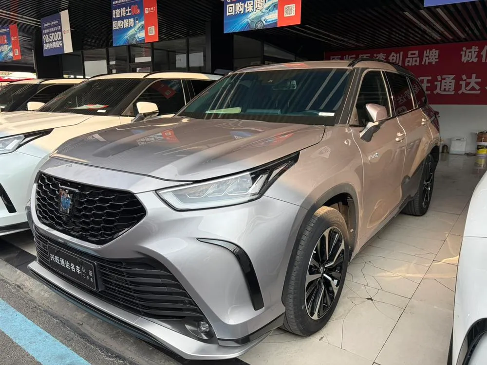 Toyota Crown Kluger, 2023
