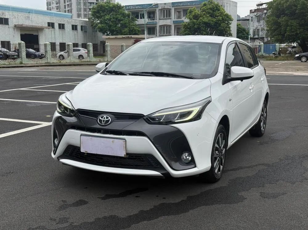 Toyota Yaris L, 2021