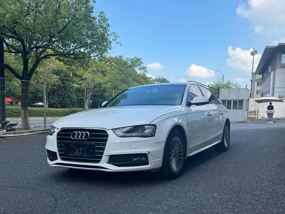 Audi A4L, 2016