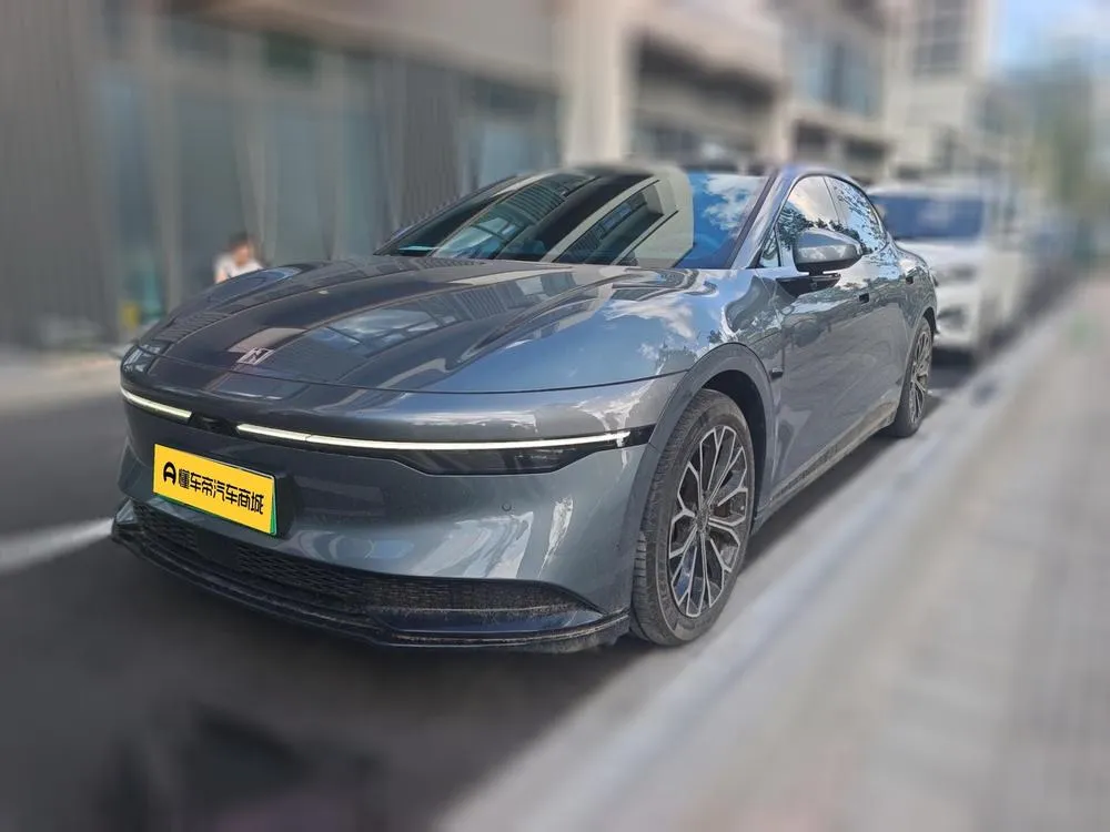 Zeekr 007, 2024