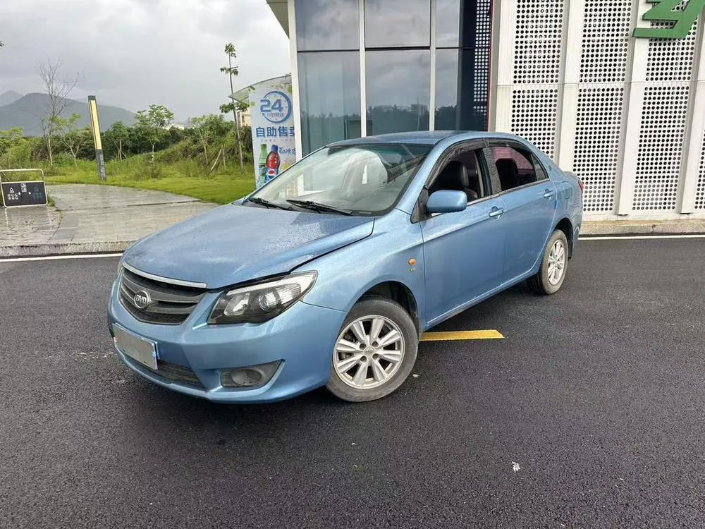 BYD L3, 2013