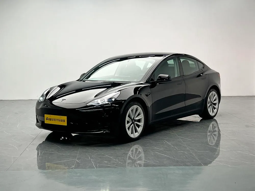 Tesla Model 3, 2022