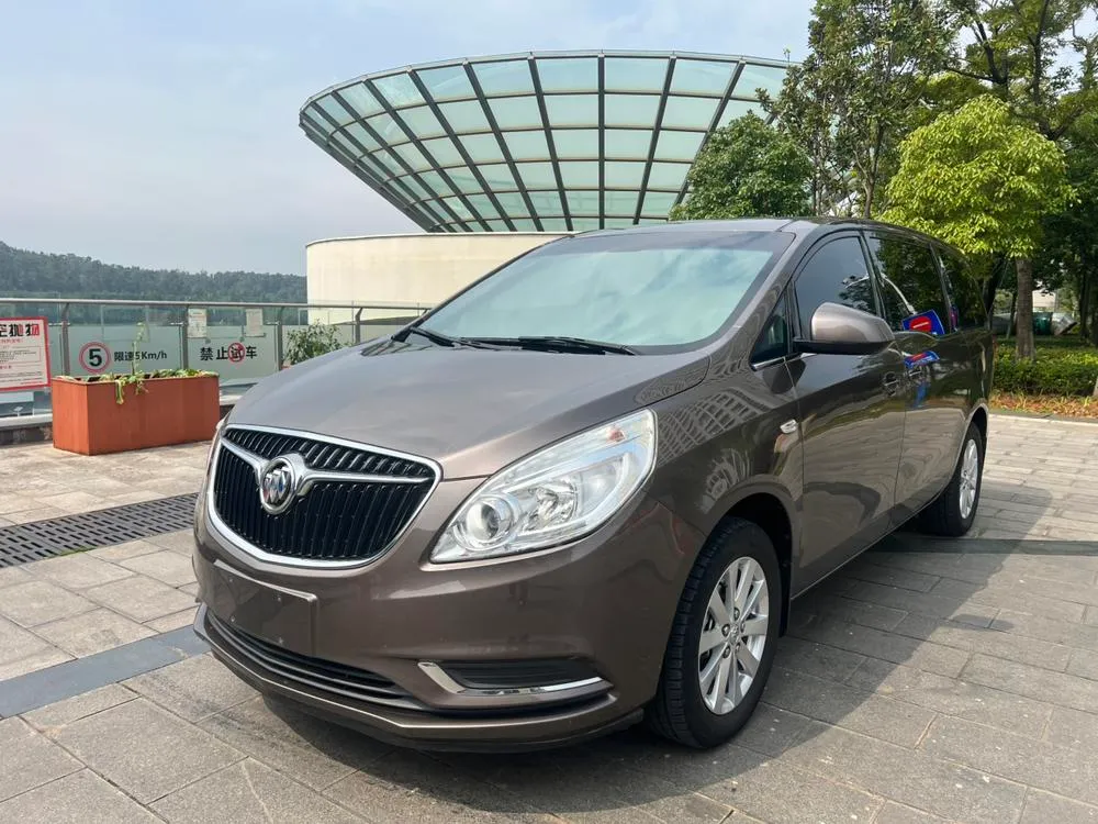 Buick GL8, 2017