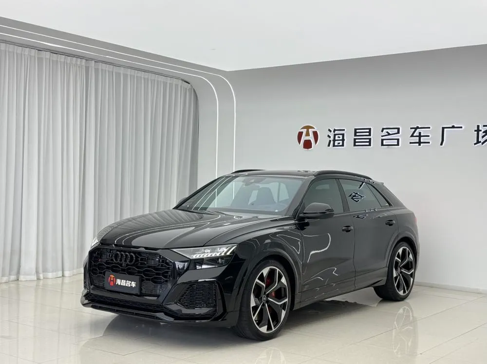Audi RS Q8, 2022