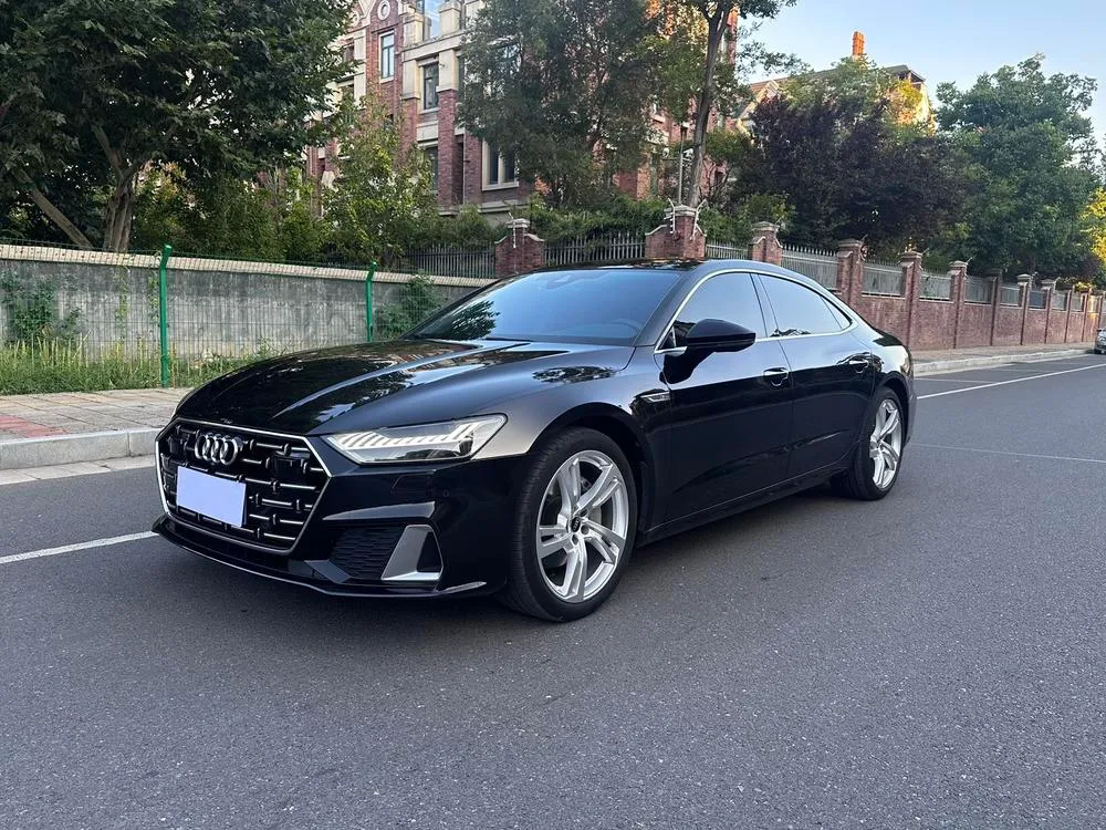 Audi A7L, 2022