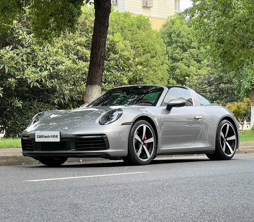 Porsche 911, 2022
