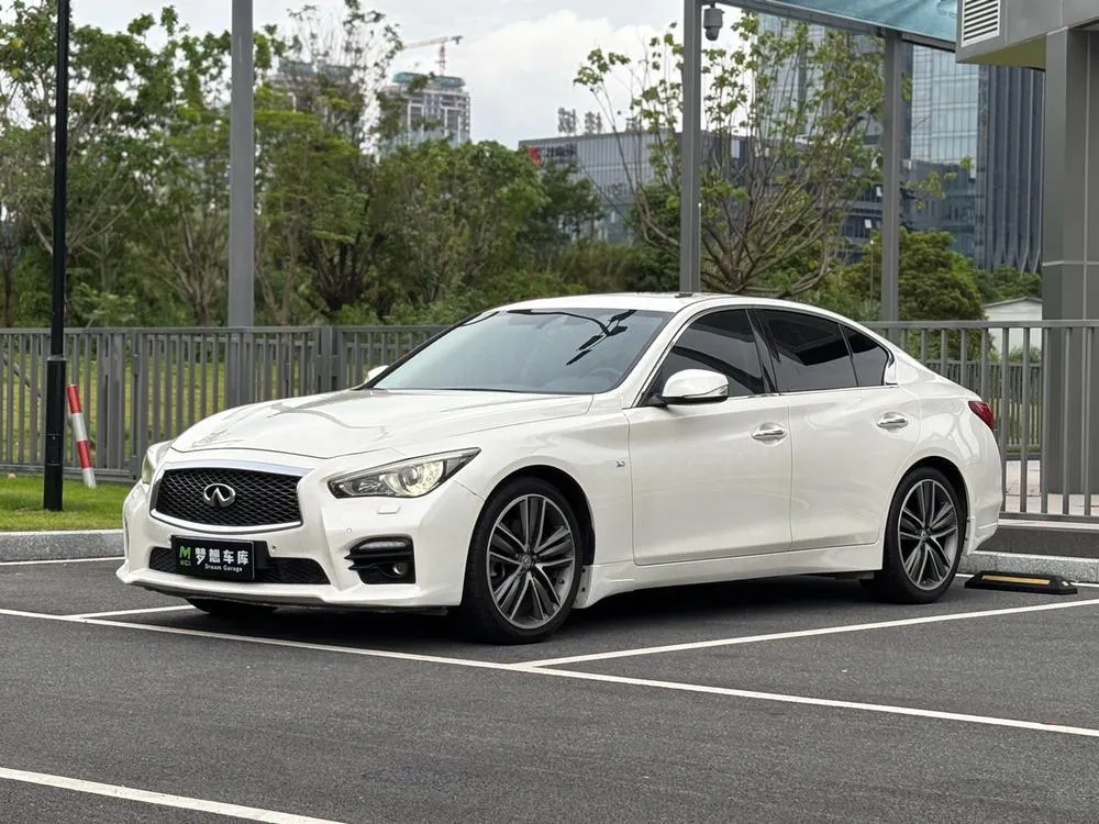 Infiniti Q50, 2014