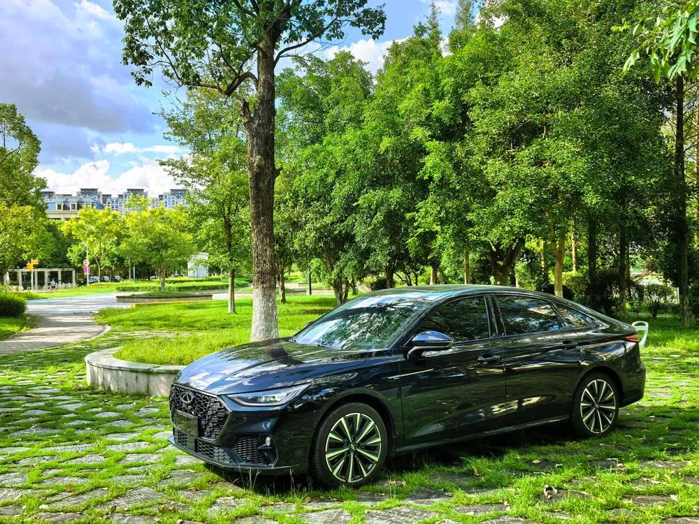 Chery Arrizo 8 PRO, 2025