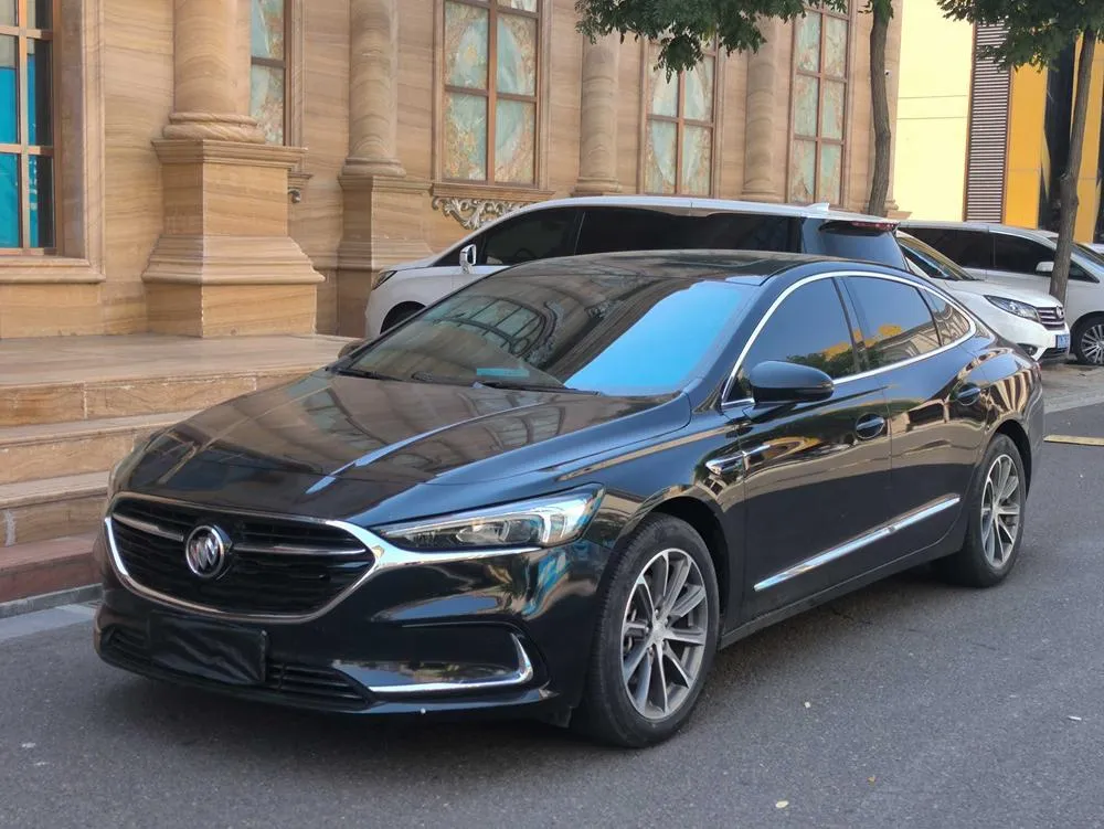 Buick LaCrosse, 2022