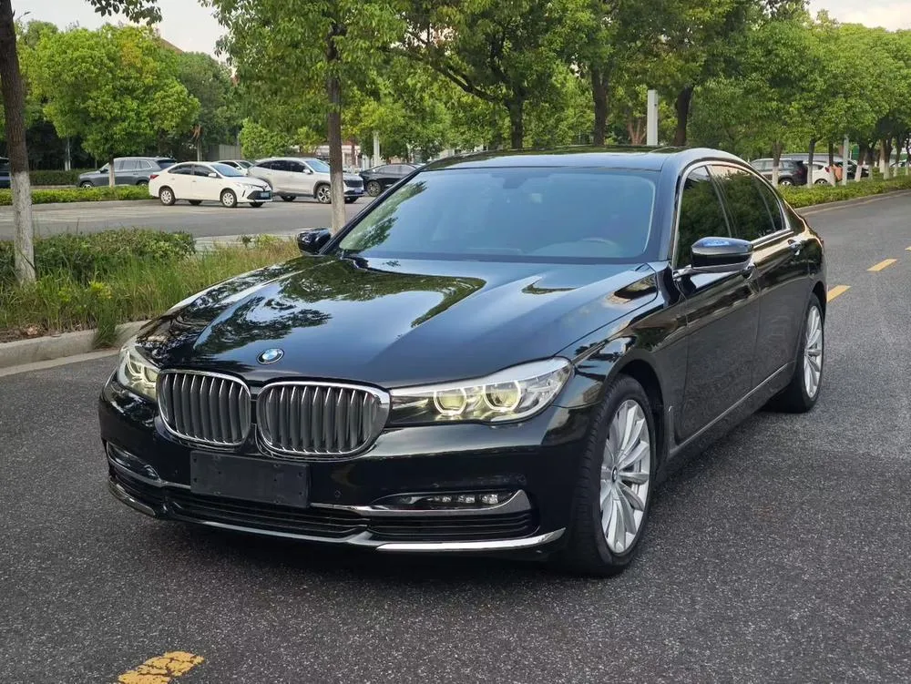 BMW 7-Series, 2018