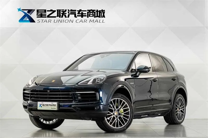 Porsche Cayenne E-Hybrid, 2021