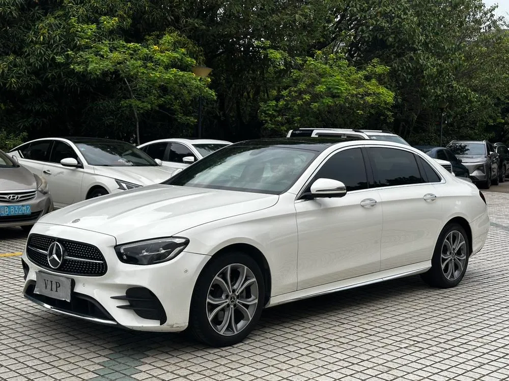 Mercedes-Benz E-Class, 2022