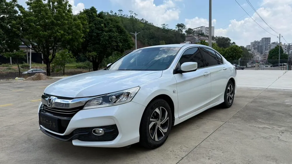 Honda Accord, 2016