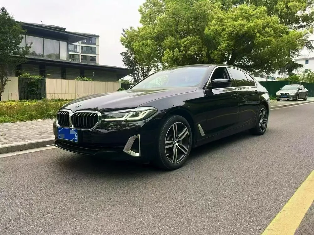 BMW 5-Series, 2021