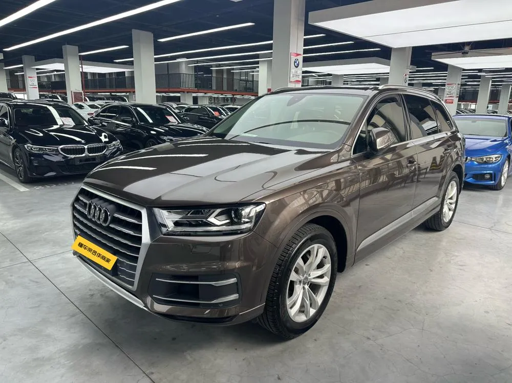 Audi Q7 40 TFSI Comfort Version, 2016 — фото 1