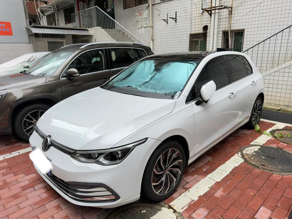 Volkswagen Golf, 2021