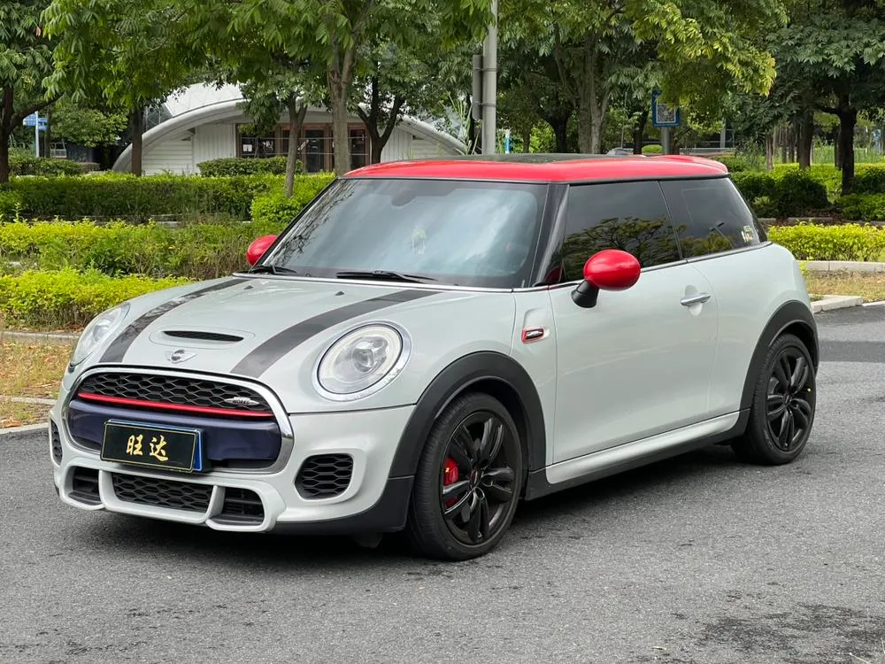 MINI JCW, 2015