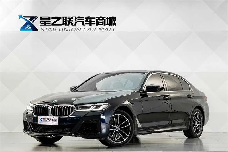 BMW 5-Series, 2022