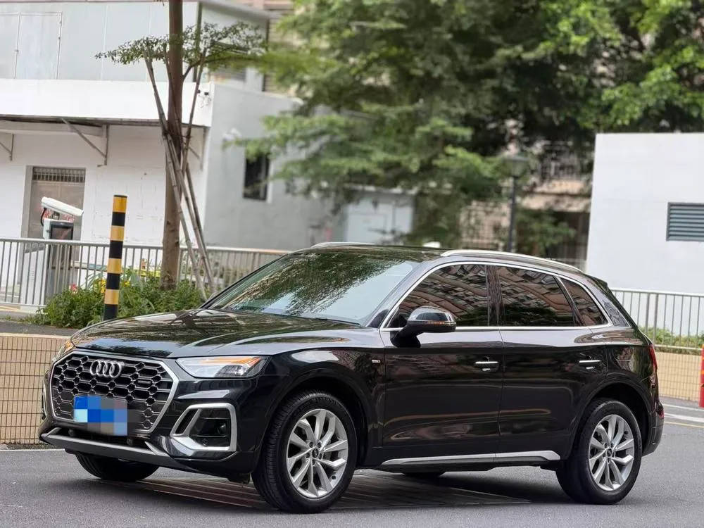 Audi Q5L, 2021