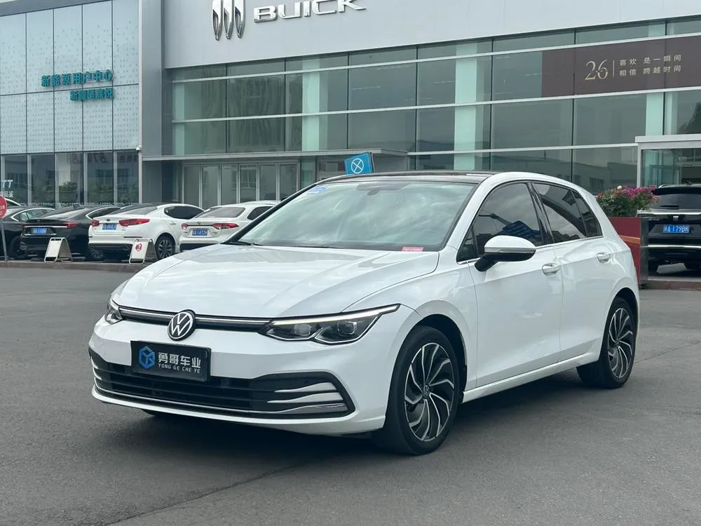 Volkswagen Golf, 2021