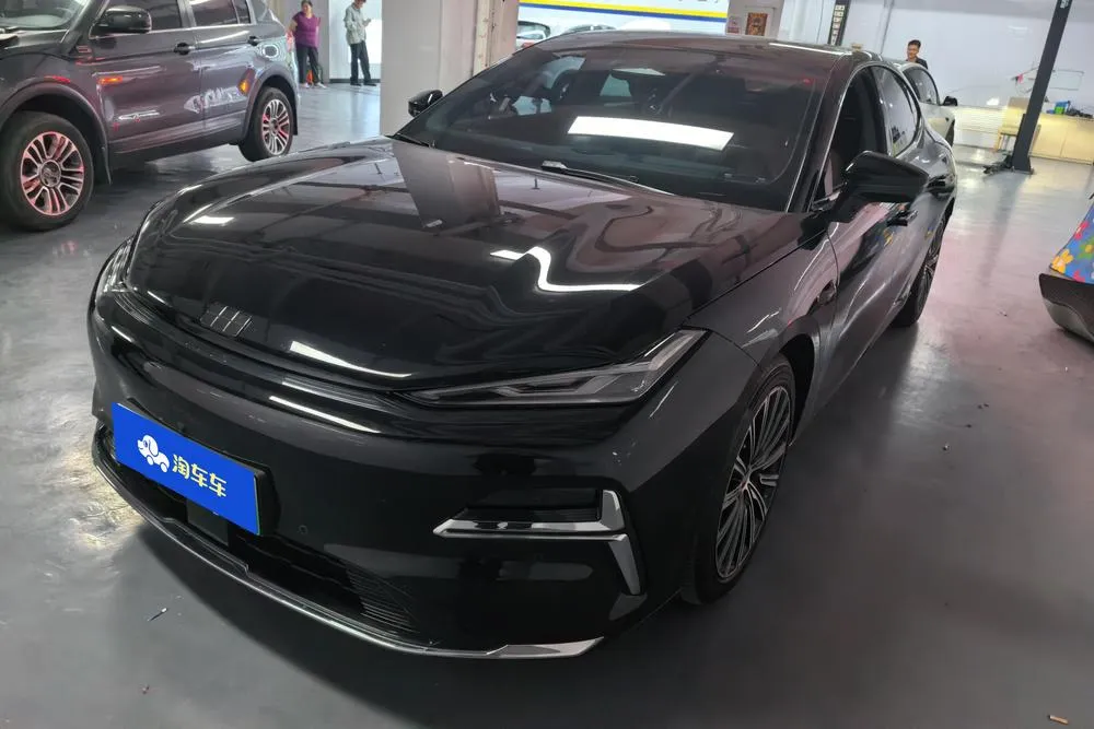 Galaxy Xingyao 8 PHEV, 2025