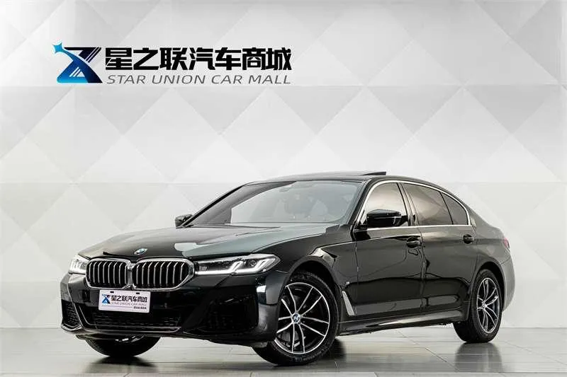 BMW 5-Series, 2022