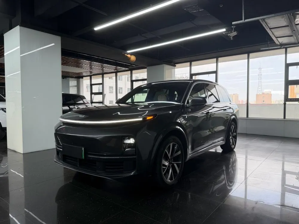 Li Auto L8, 2023