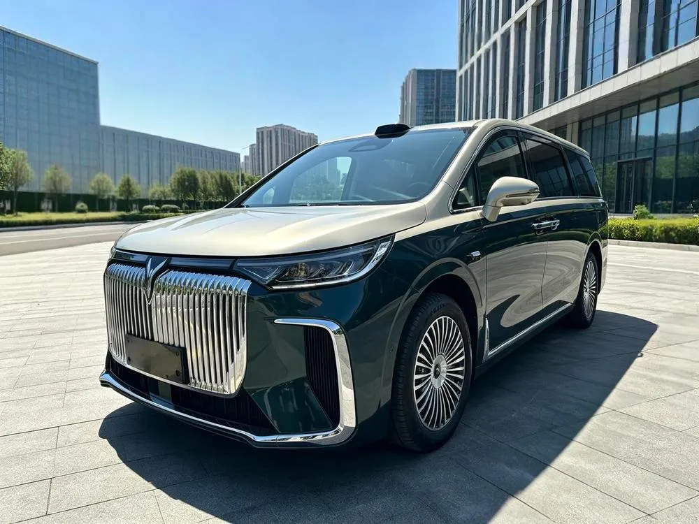 Voyah Dreamer PHEV, 2025