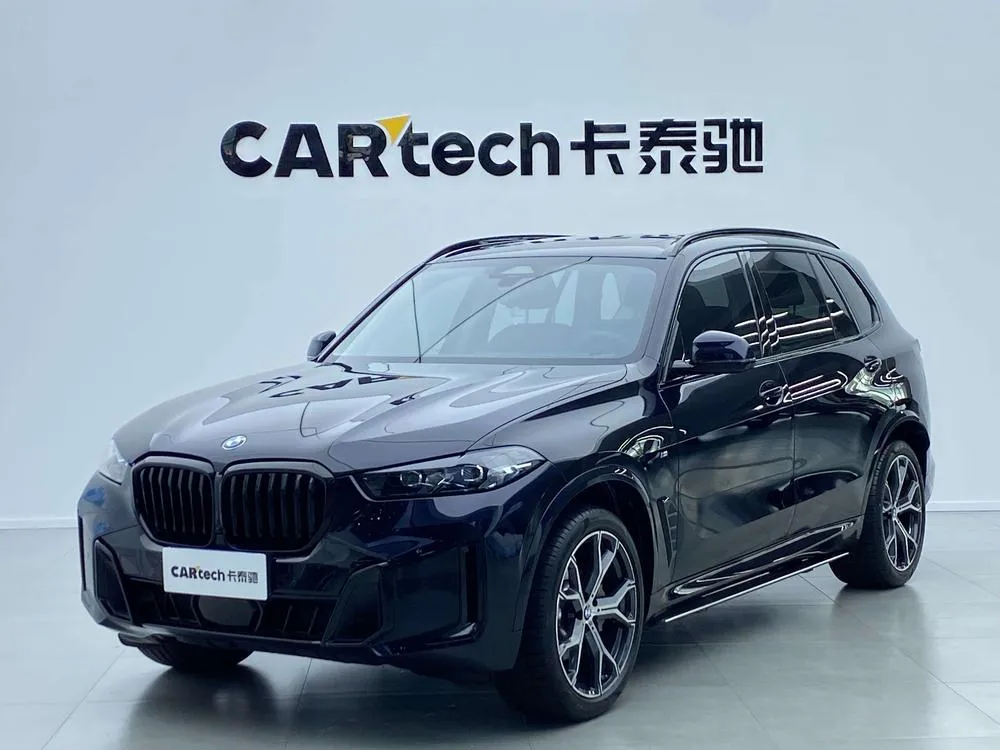 BMW X5 xDrive30Li Prestige Version M Sport, 2023 — фото 1