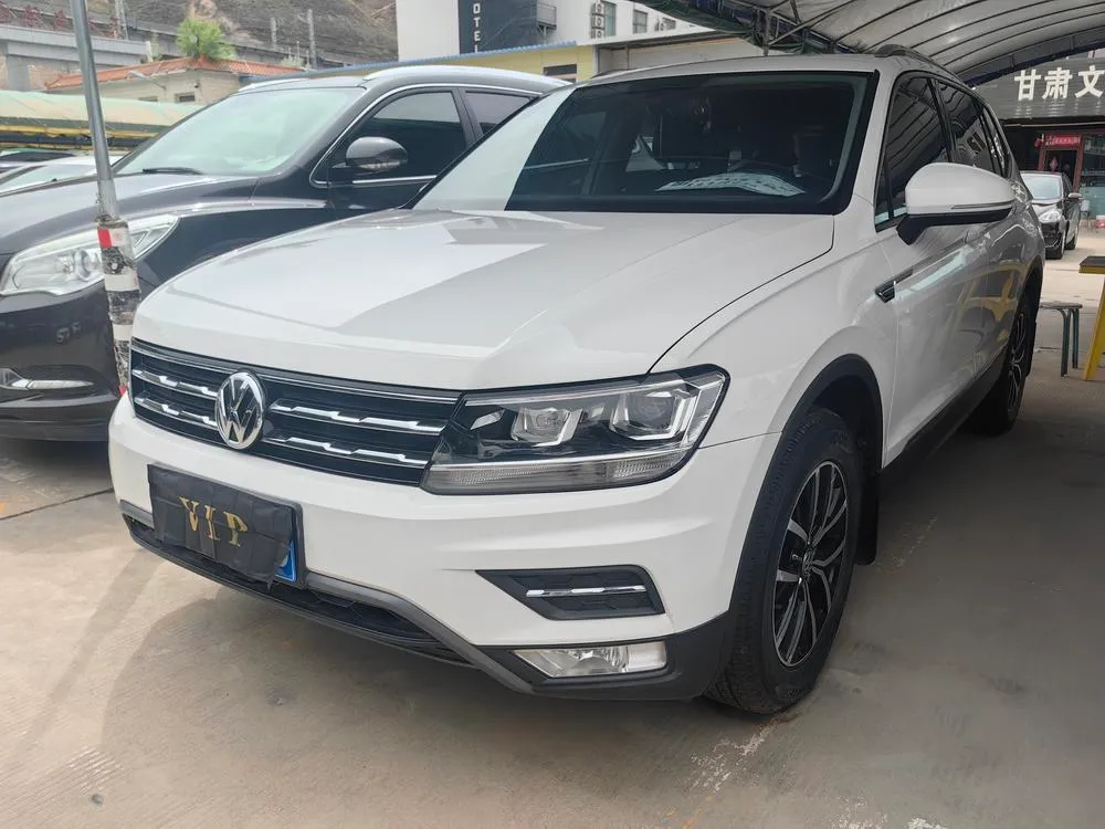 Volkswagen Tiguan L, 2018