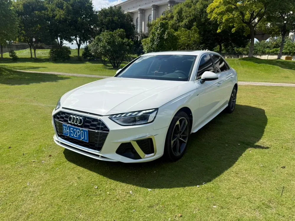 Audi A4L, 2022