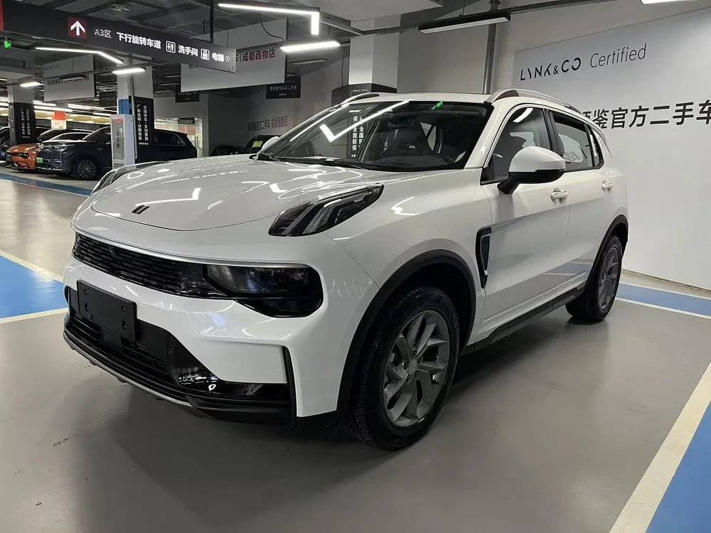 Lynk & Co 01, 2023