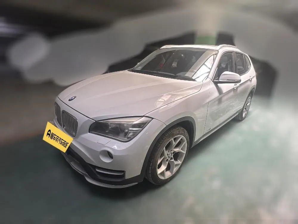 BMW X1 xDrive28i X, 2014 — фото 1