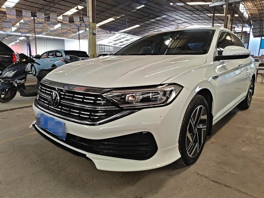 Volkswagen Sagitar, 2023