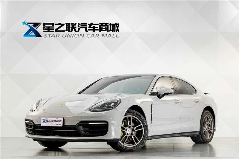 Porsche Panamera, 2023