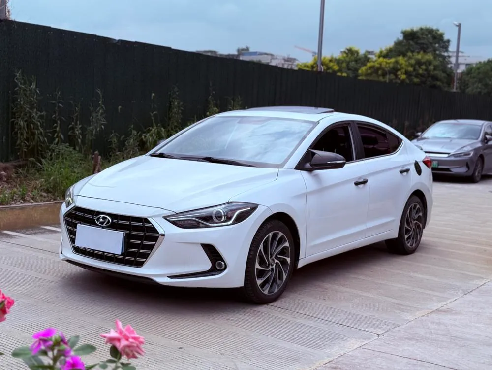 Hyundai Elantra Lingdong, 2019