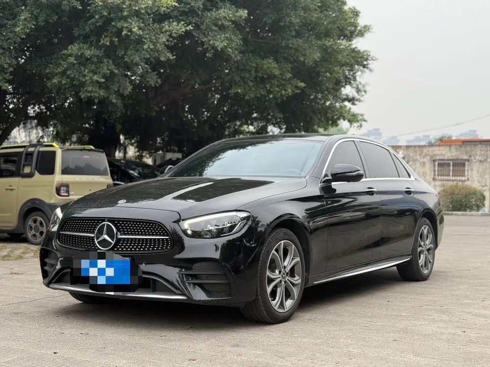 Mercedes-Benz E-Class, 2022