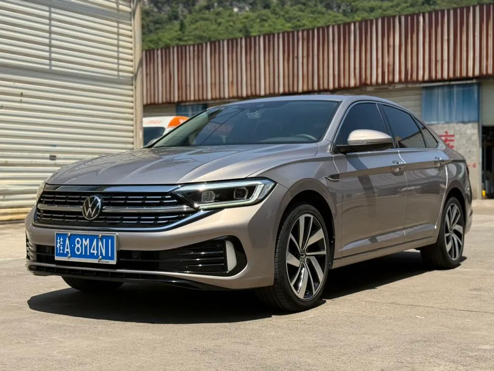 Volkswagen Sagitar, 2023