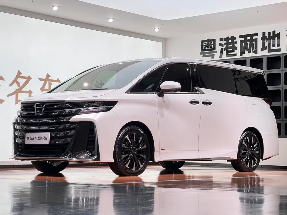 Toyota Vellfire, 2023