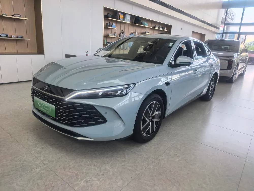BYD Qin L DM, 2025