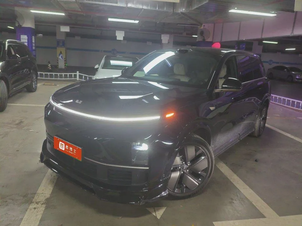 Li Auto L9, 2025