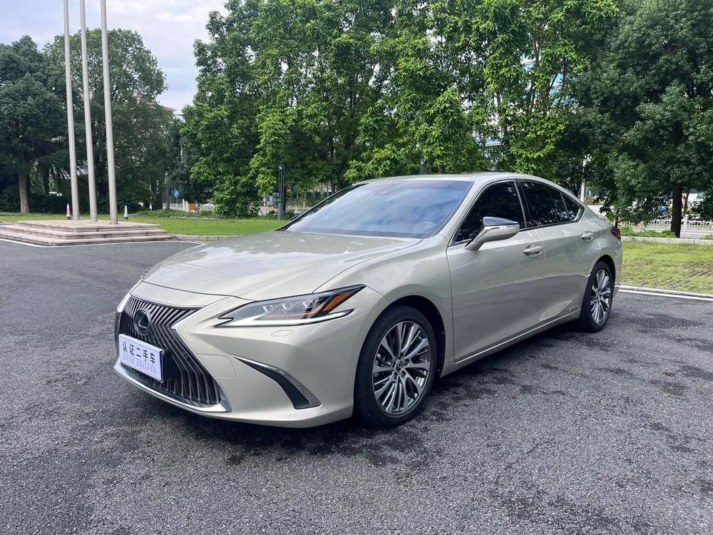 Lexus ES, 2018