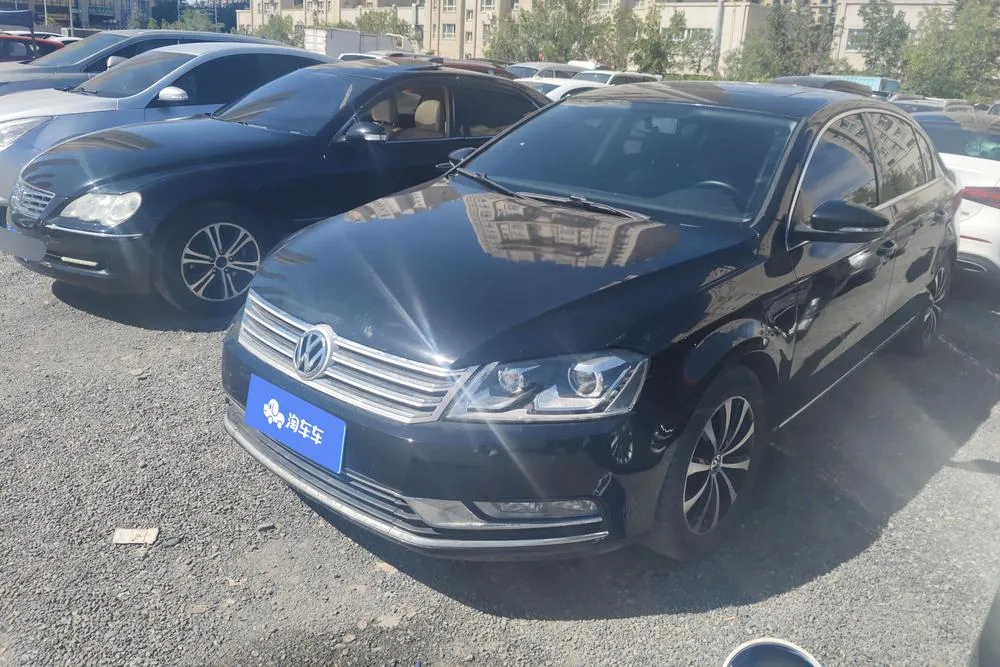 Volkswagen Magotan, 2013