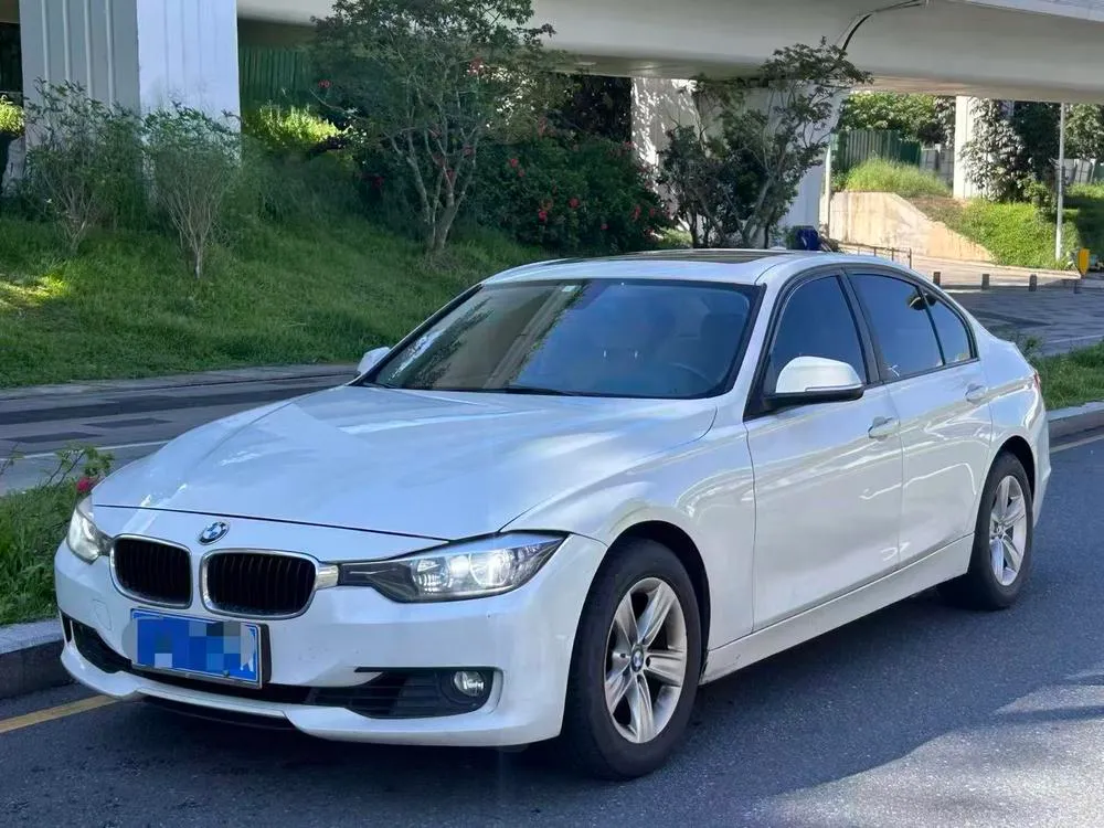 BMW 3-Series 320i Version, 2013 — фото 1