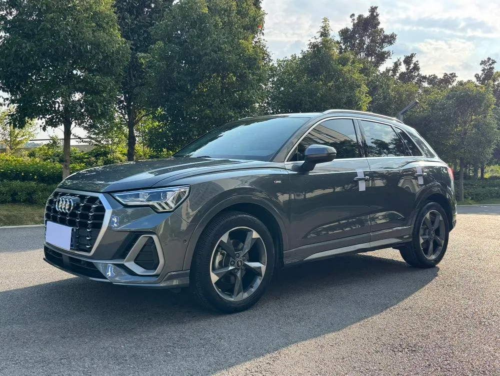 Audi Q3, 2022