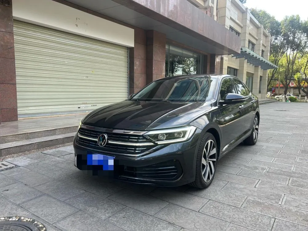 Volkswagen Sagitar, 2023